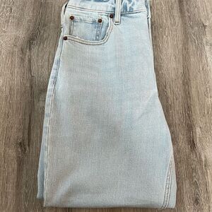 Abercrombie high rise The Mom Jean size 4